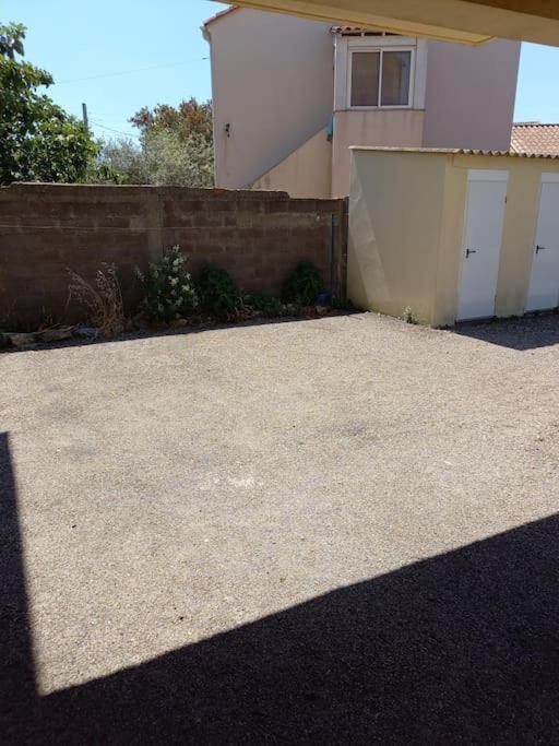 Cosy T2, Meuble De Tourisme 3 Etoiles, Parking Ferme , 2Velos, Wi-Fi Narbonne Exterior photo